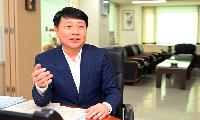 “함께 여는 내일, 더 큰 부평’을 향해 1400여 부평 공직자들과 함께 나아가겠습니다.”