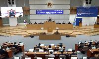 김진경 의장, 제11대 의회 마무리하며 ‘송무백열(松茂柏悅)’의 감사 전해